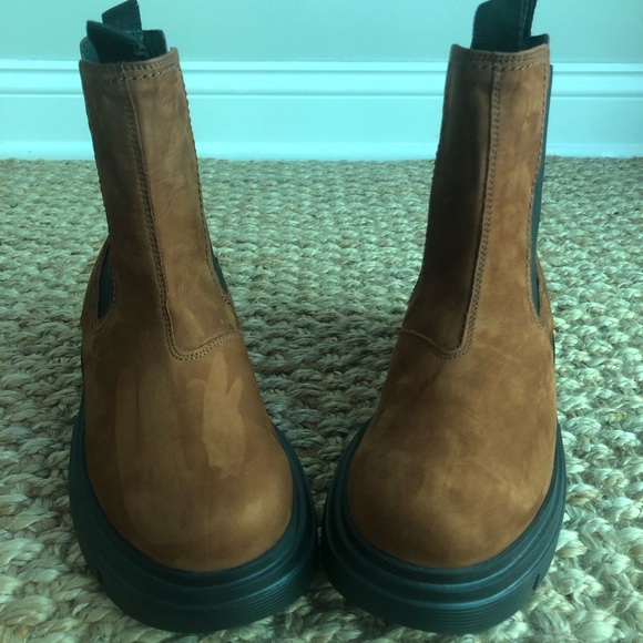 New: Paul Green The Junior Nubuck Chelsea Boot. US Size 8 - Picture 2 of 14